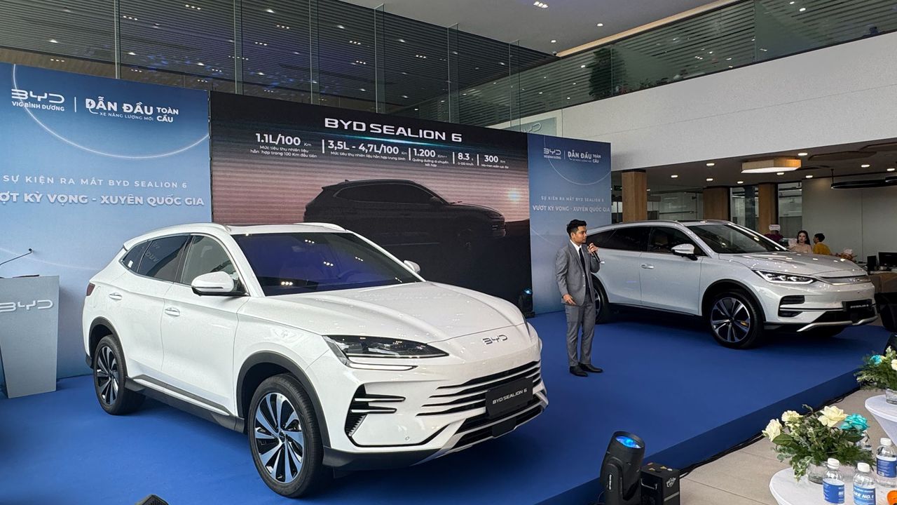 BYD Sealion 6 Đặt Chân Tại Việt Nam: Xe Hybrid Cắm Sạc Kỳ Vọng Khuấy Động Thị Trường Crossover