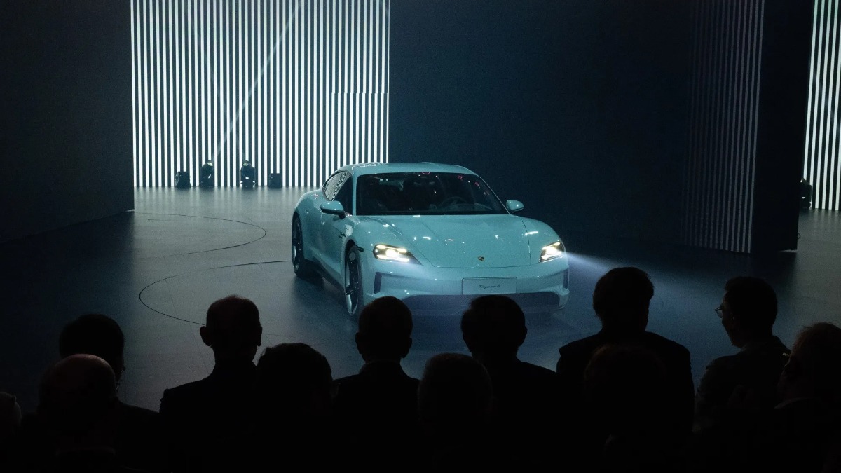 Sụt giảm doanh số tại Trung Quốc, Porsche có thể ngừng bán xe điện
