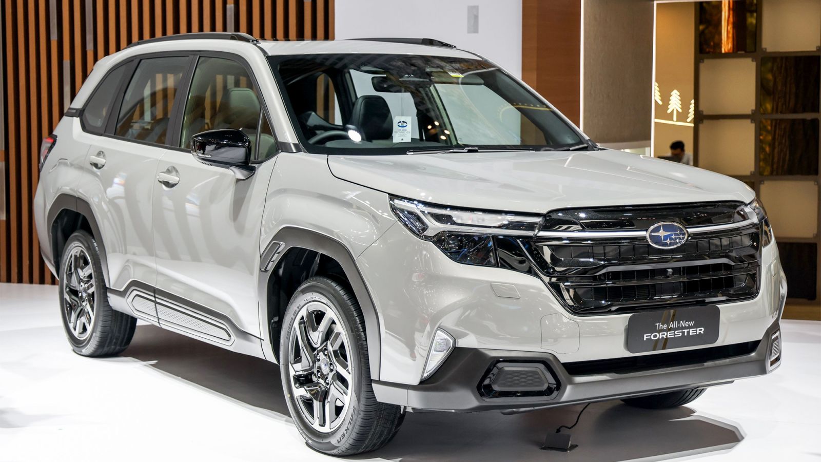 Subaru Forester mới: Lột xác thiết kế, giá khởi điểm 44.900 USD