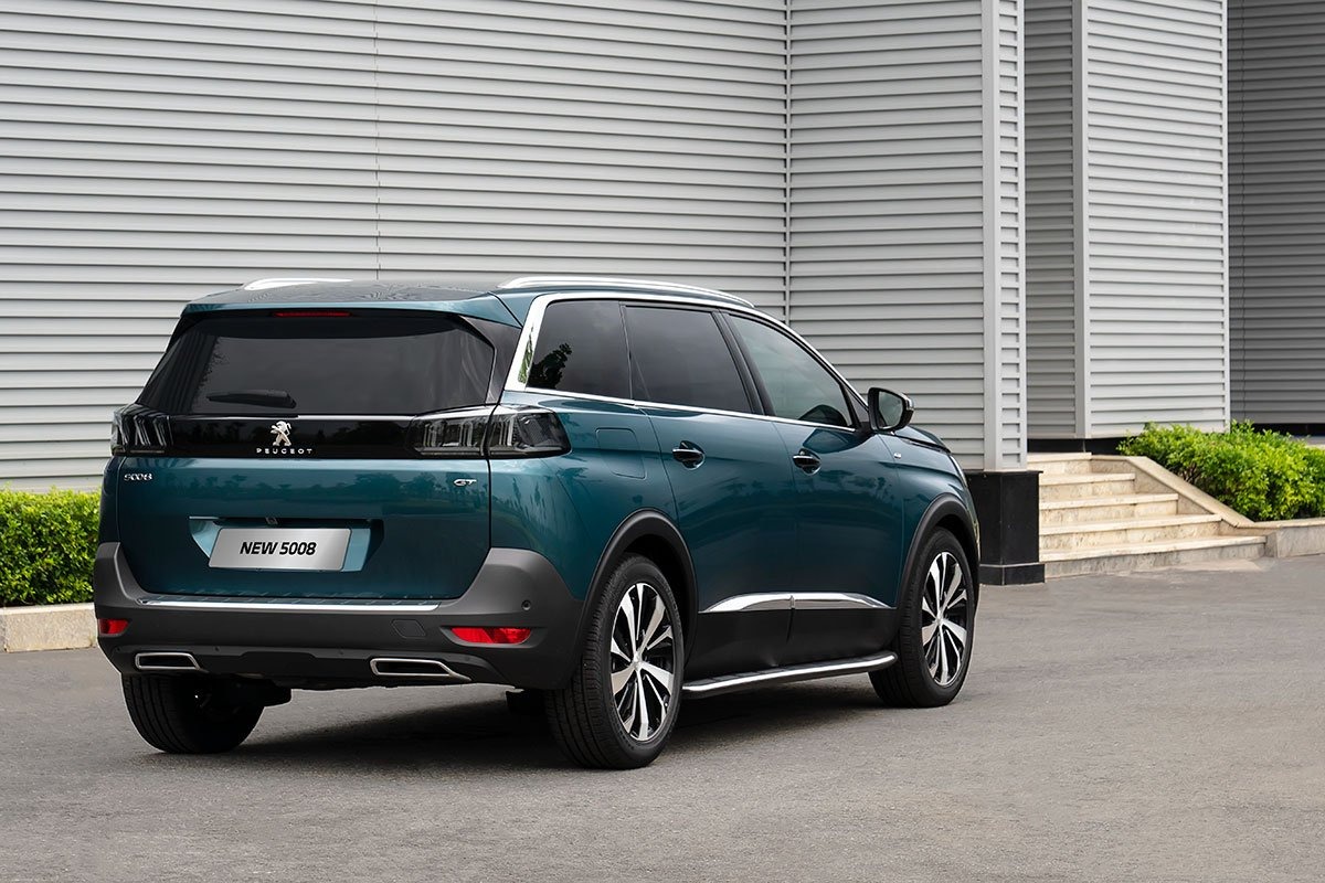 Peugeot 5008 thế hệ mới đấu Honda CR-V, Santa Fe: SUV Pháp liệu có cửa?