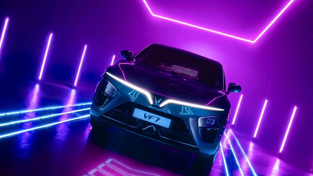 Giá xe VF7 đời 2026: Ưu nhược điểm mẫu SUV điện VinFast vạn người mê