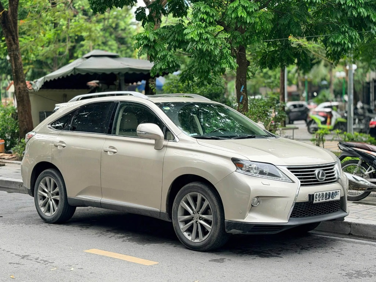 Giá xe Lexus RX cũ 5 năm và 10 năm hiện nay ra sao? Khảo sát thực tế Lexus RX đã qua sử dụng