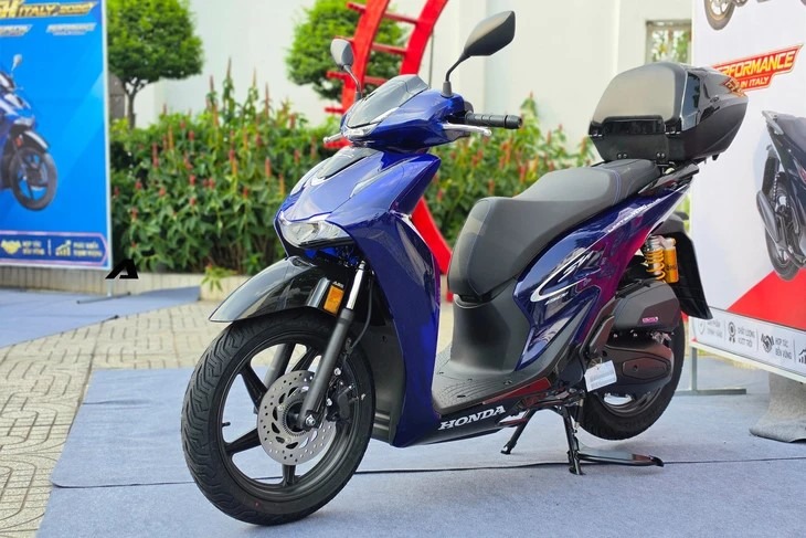 Honda SH Vetro 2-in-1 Edition bản giới hạn 2026: đỉnh cao sưu tầm hay sự phí phạm đáng báo động?