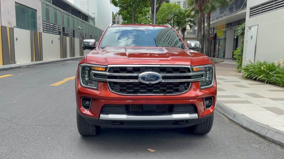 Ford Everest 2026 có gì hơn khiến khách Việt quyết mua và bỏ qua các xe Hàn Nhật khác cùng phân khúc dù giá cao?