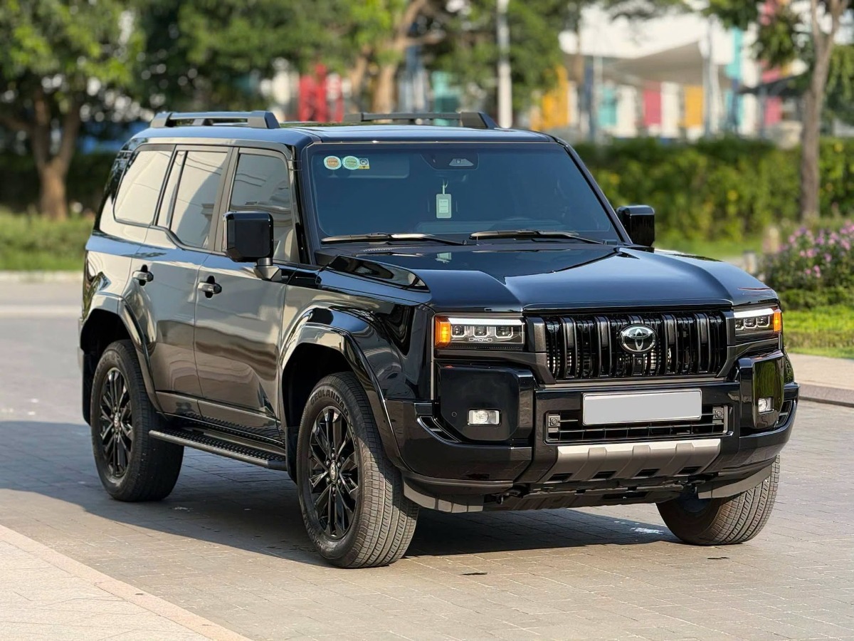 Toyota Land Cruiser Prado tại Việt Nam: Giá bán, thông số, nội thất, khả năng off-road, đánh giá chi tiết