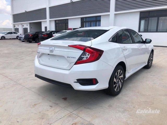 Honda Civic 2026: Giá bán, thông số, ưu đãi tốt, vì sao vẫn khó đấu Mazda3 dù có bản hybrid?