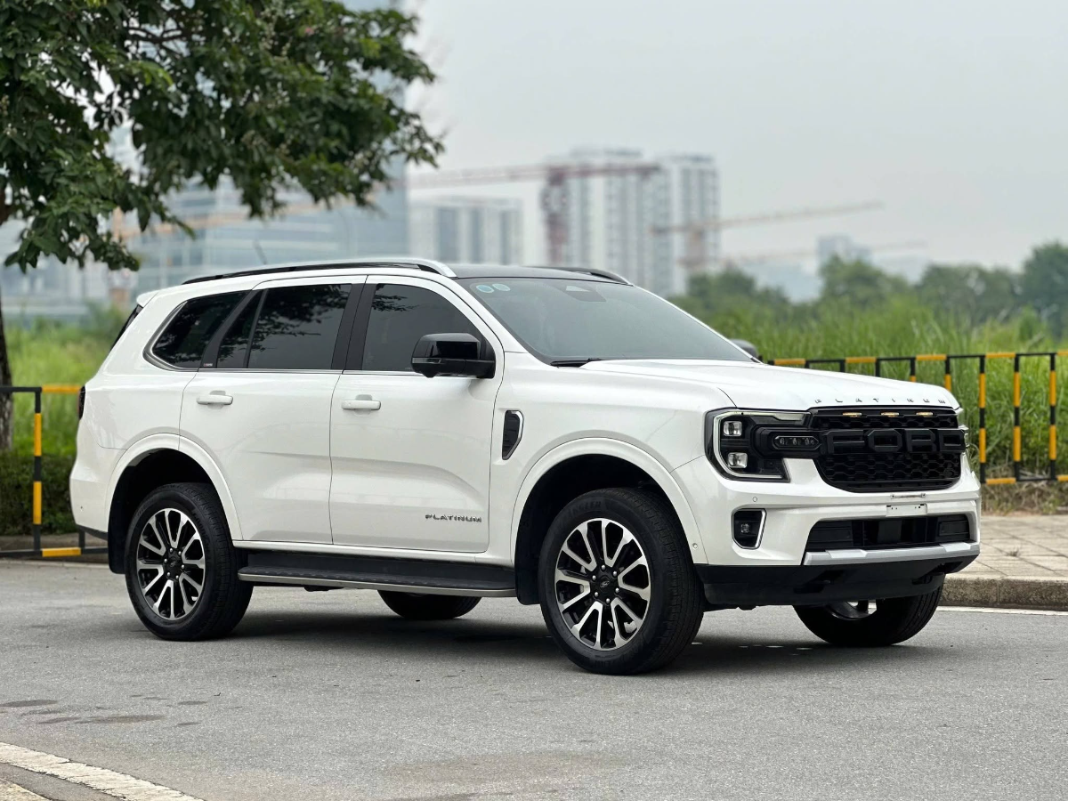 Ford Everest cũ 2 năm, 5 năm, 10 năm giá bao nhiêu? Toàn cảnh thị trường xe cũ và kinh nghiệm chọn đời đáng mua nhất trong 2026?