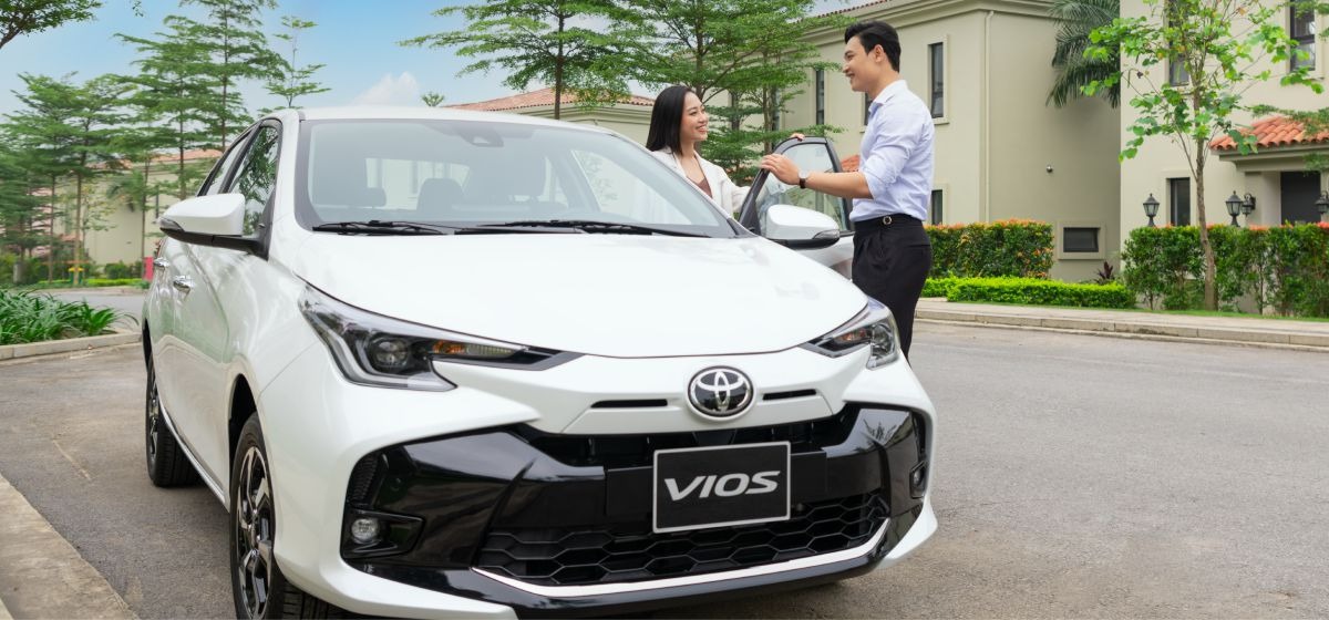 Toyota Vios 2026: Giá lăn bánh, thông số kỹ thuật & Đánh giá chi tiết mẫu xe Vua giữ giá