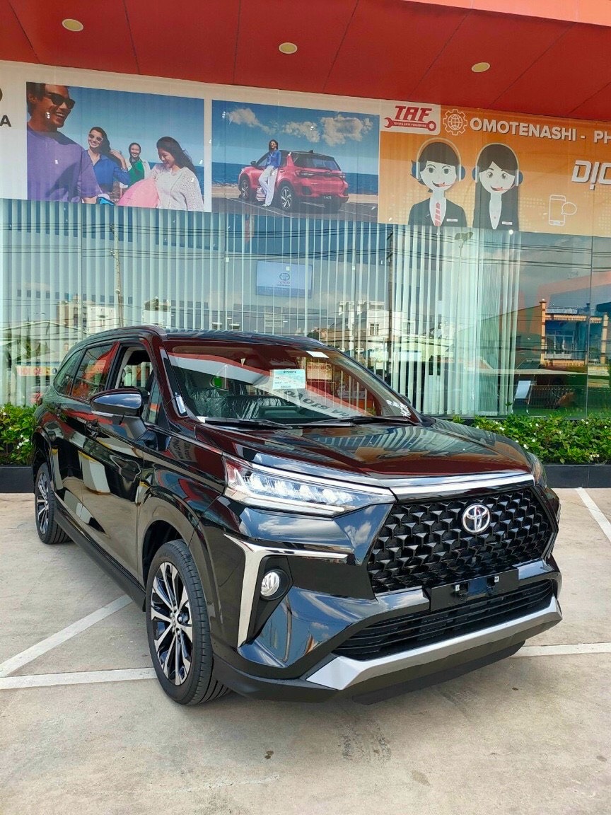 Toyota Veloz Cross: Chọn bản base tiêu chuẩn hay bản đủ full options để tối ưu chi phí sử dụng lâu dài?