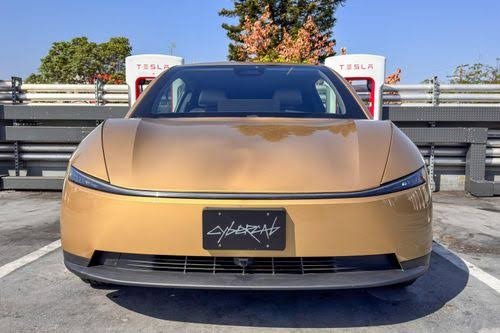 Không vô lăng, không chân phanh: Tesla chính thức mở màn cho cuộc chiến taxi điện tự hành