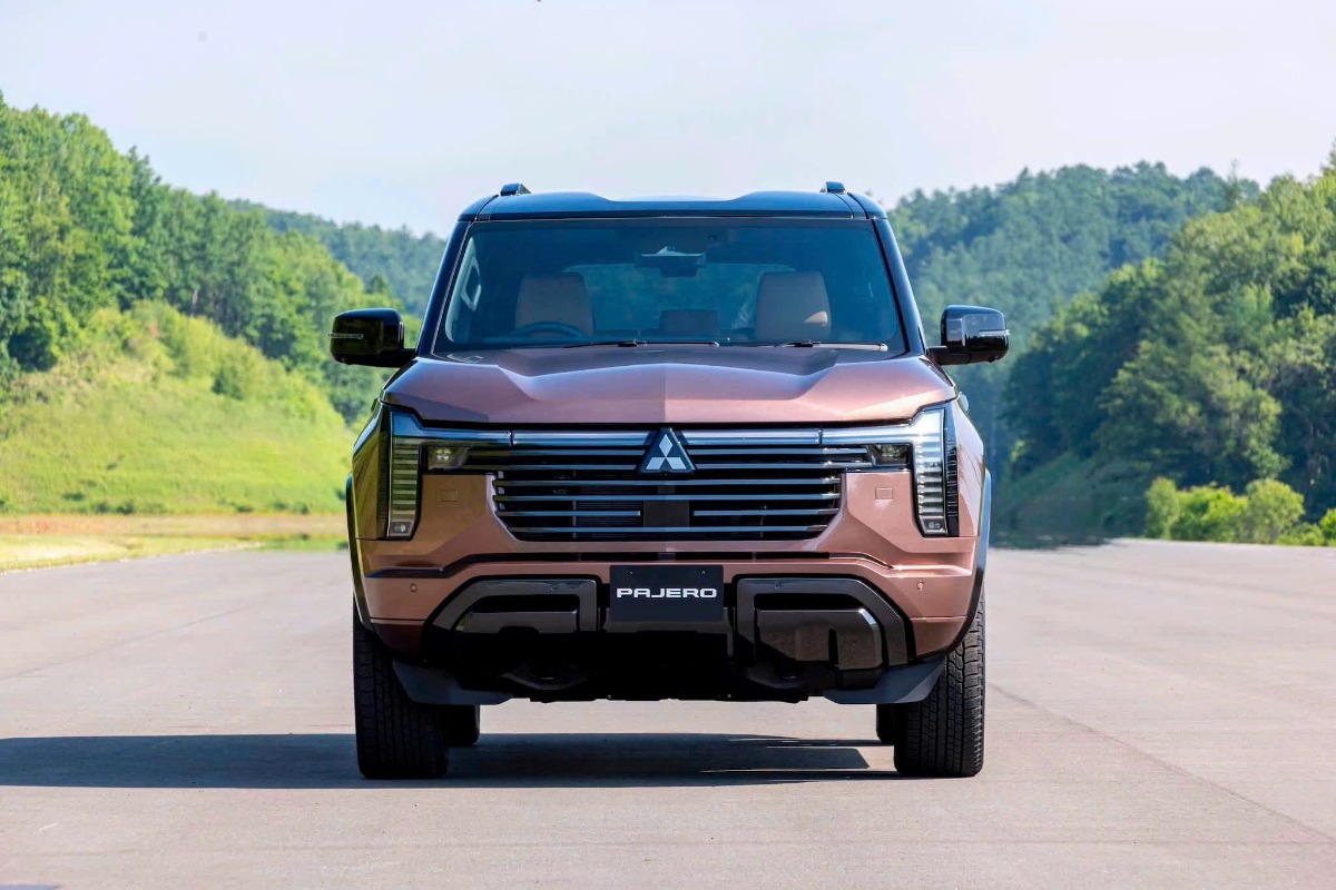 Mitsubishi Pajero trở lại, giá dự kiến hơn 1,2 tỷ đồng
