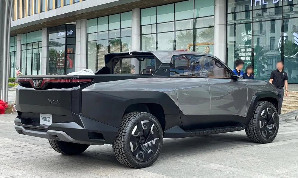 VinFast VF Wild: bán tải điện giá 860 triệu đồng có gì để đấu Ford Ranger?