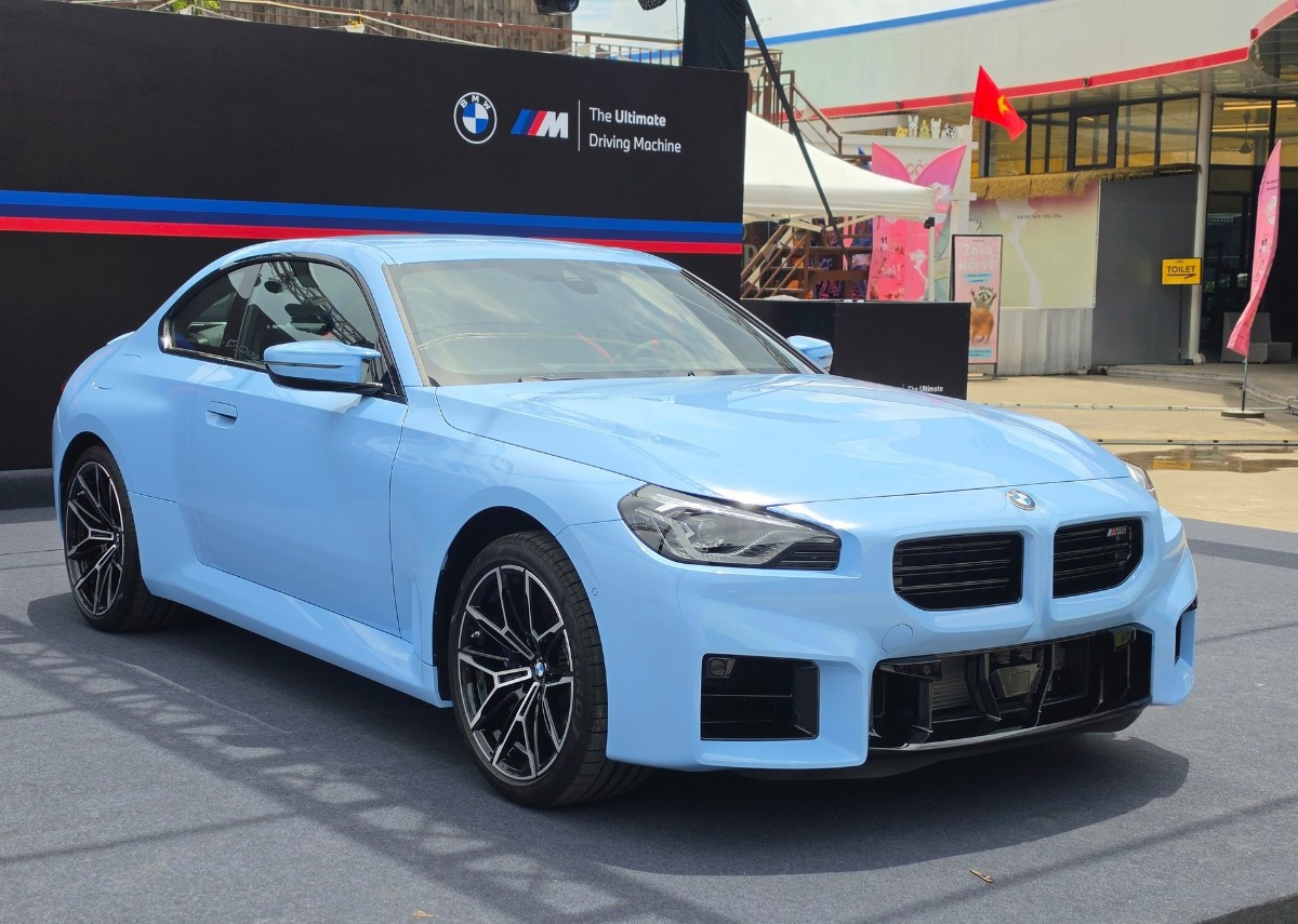 BMW M2 ra mắt tại Việt Nam: Giá từ 4,1 tỷ đồng, dân chơi có gói nâng cấp riêng lên tới 1,2 tỷ đồng