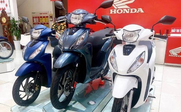Vì sao người Việt vẫn chuộng xe xăng hơn xe điện?