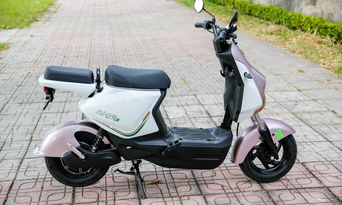 VinFast Amio lần đầu về giá dưới 10 triệu đồng, xe điện rẻ hơn điện thoại là đây
