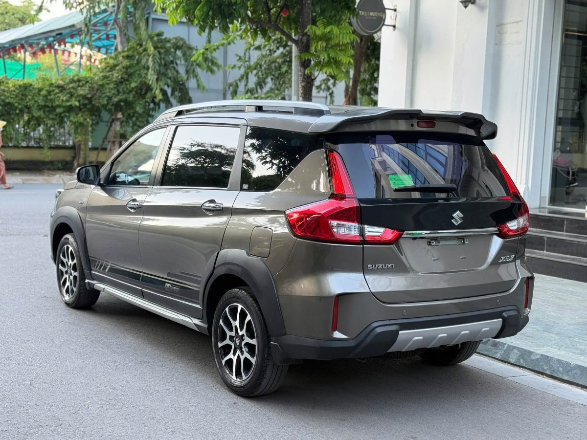 Suzuki XL7 Hybrid tháng 10/2026: sống trầm lắng cả về mặt truyền thông lẫn doanh số