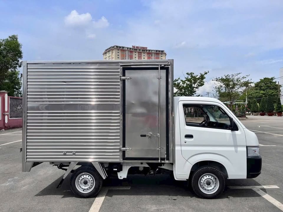 Super Carry Pro: cứu cánh của Suzuki tại thị trường Việt Nam