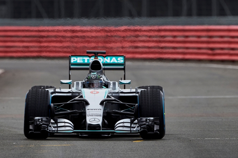 Mercedes lên kế hoạch vô địch F1 2015