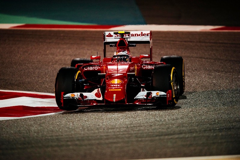 F1: Ferrari lại tỏa sáng