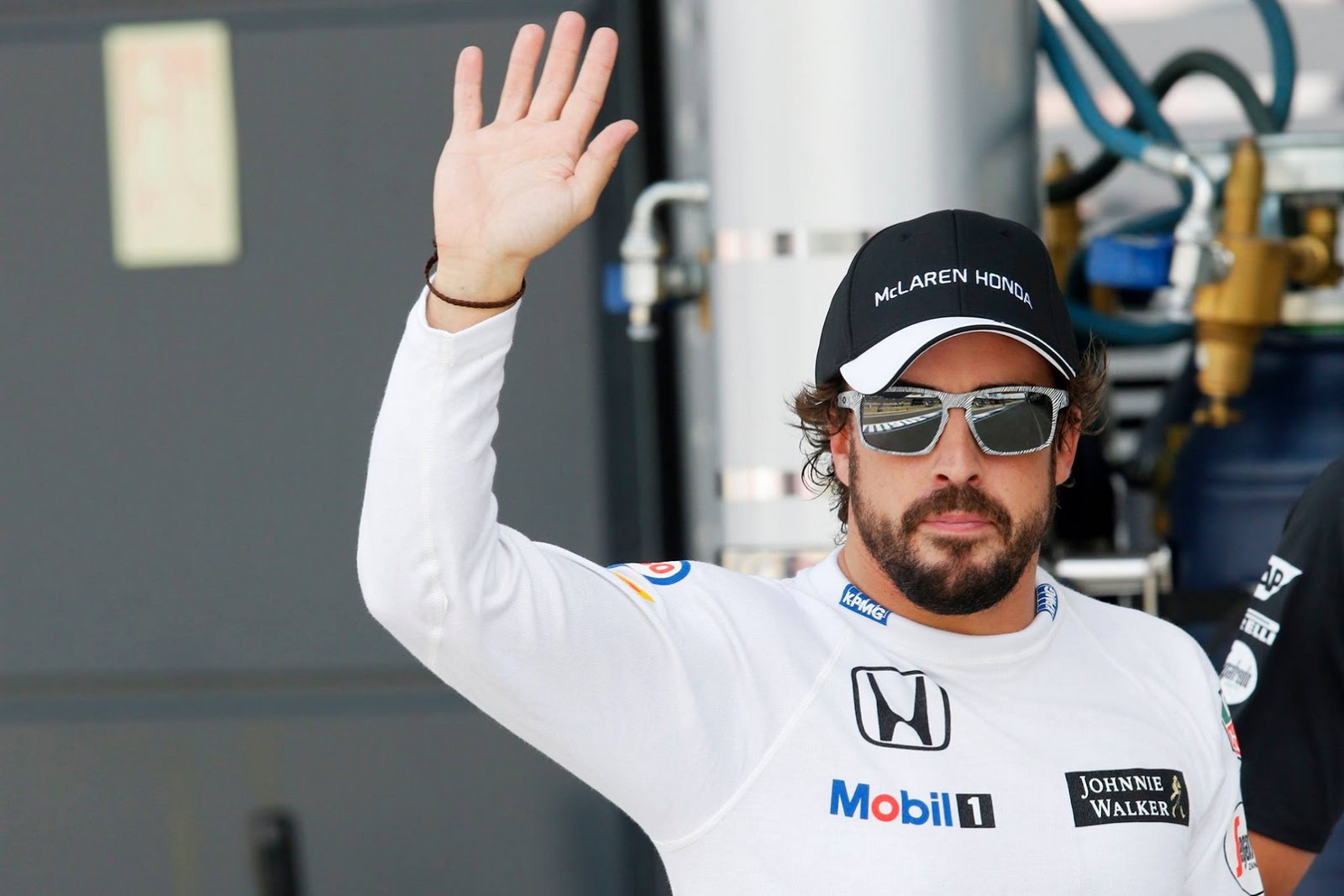Fernando Alonso chê xe F1 quá chậm, quá chán