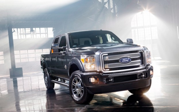 Ford ra mắt  “siêu bán tải” F-Series Super Duty Platinum 2013