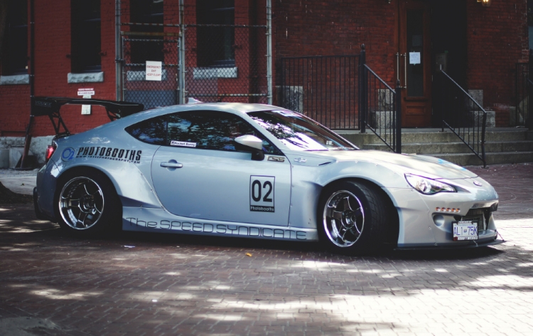 Khoác bộ Rocket Bunny cho Toyota 86