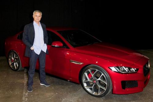 HLV Mourinho cùng dàn xe đậm bản sắc châu Âu