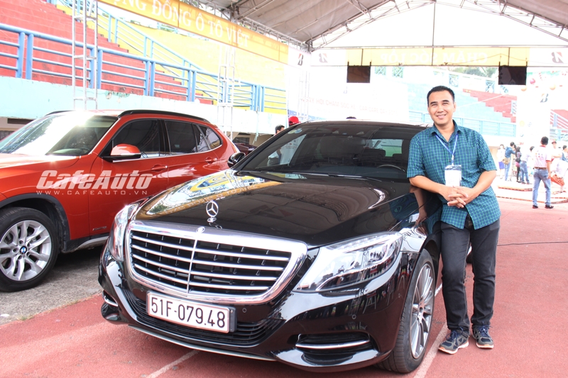 Nghệ sĩ Quyền Linh mang xe sang Mercedes S-Class đi chăm sóc toàn diện
