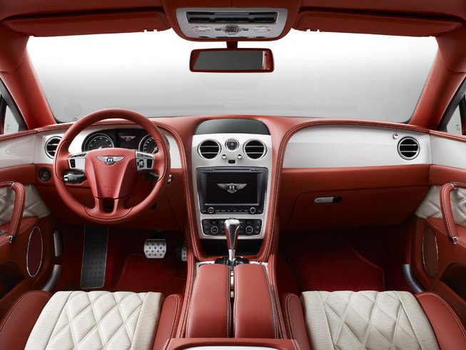 Bentley bổ sung nội thất sang trọng cho phiên bản Flying Spur