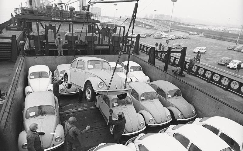 Câu chuyện về tượng đài bất diệt Volkswagen Beetle (P1)