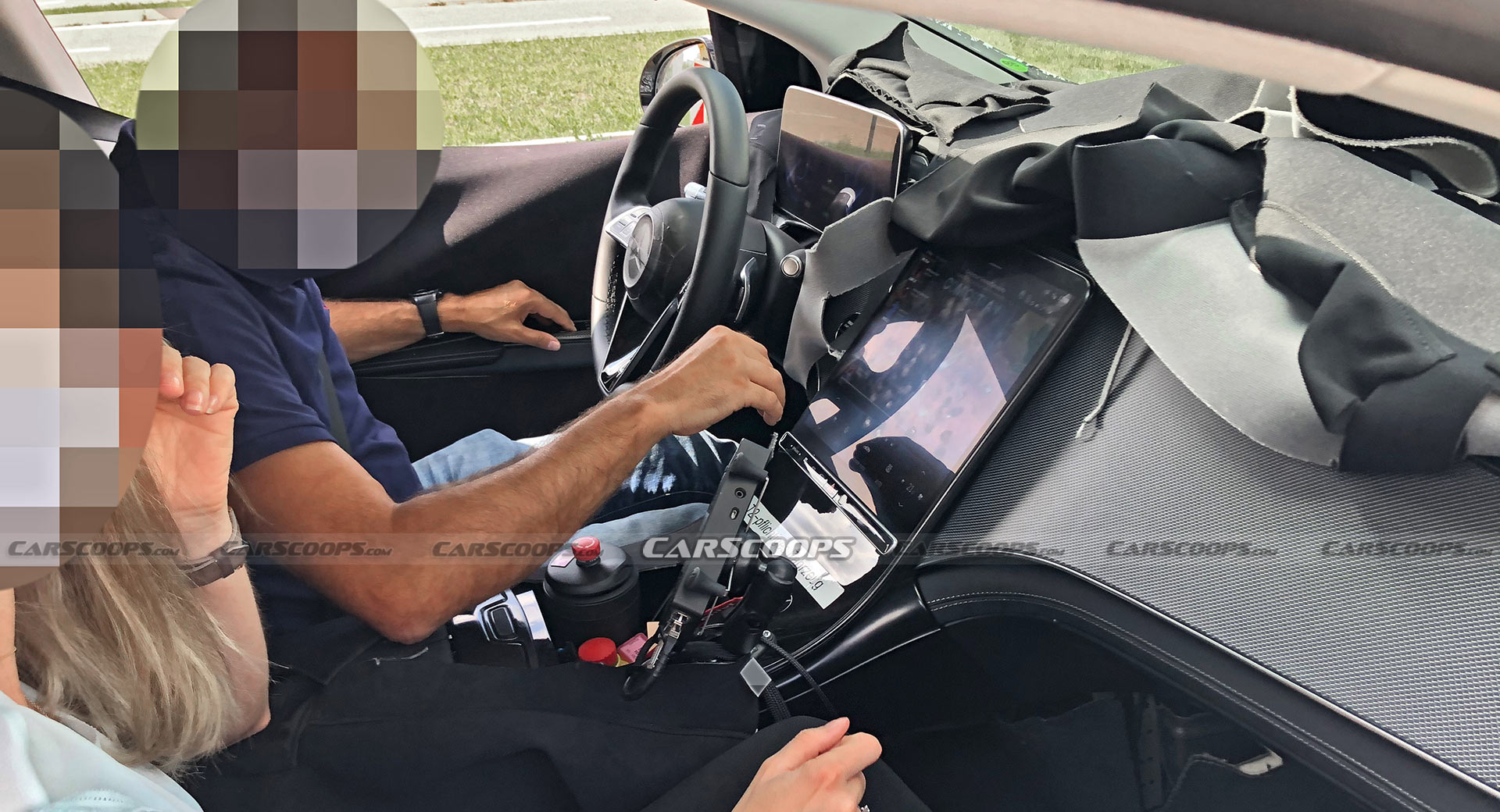 Xe điện hạng sang Mercedes-Benz EQS lộ nội thất?