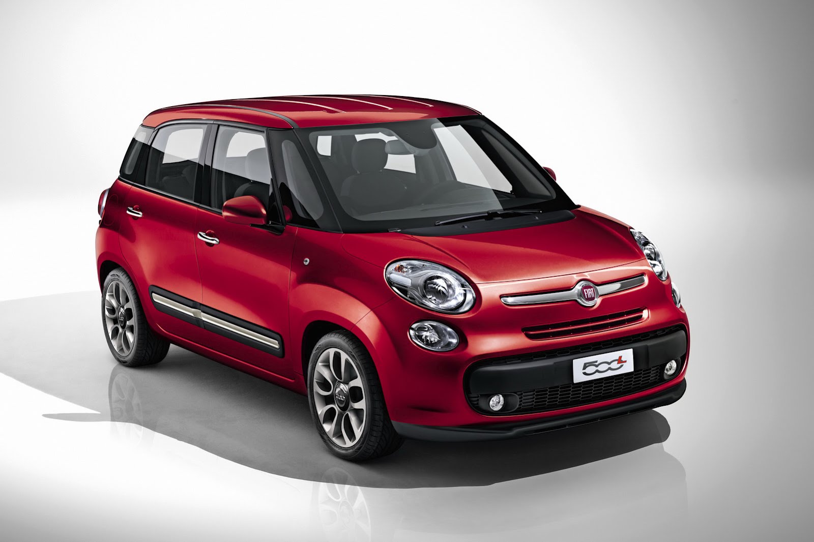 Fiat có thể từ bỏ các dòng xe cỡ lớn