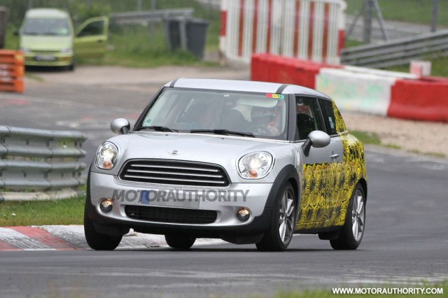 Mini Countryman Coupe lộ diện phiên bản sản xuất