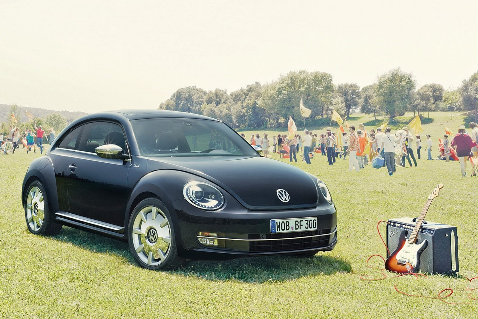 Chú “bọ” đặc biệt VW Beetle Fender ra mắt công chúng