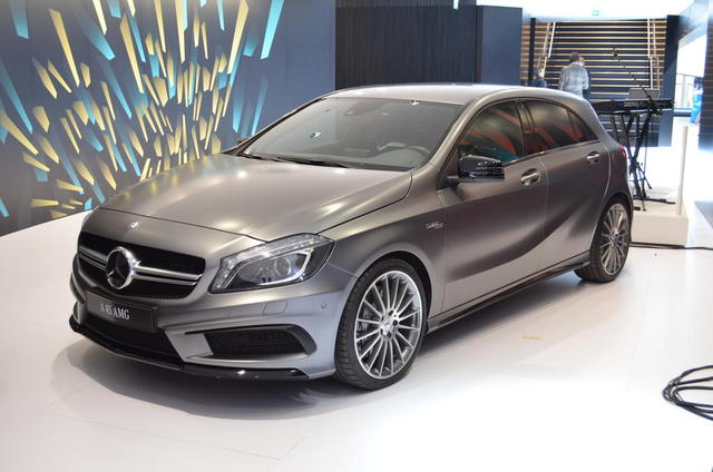 Mercedes A45 AMG lộ diện tại Geneva Motor Show