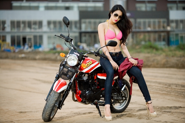 Mini CDR125R có thêm 6 màu sắc mới