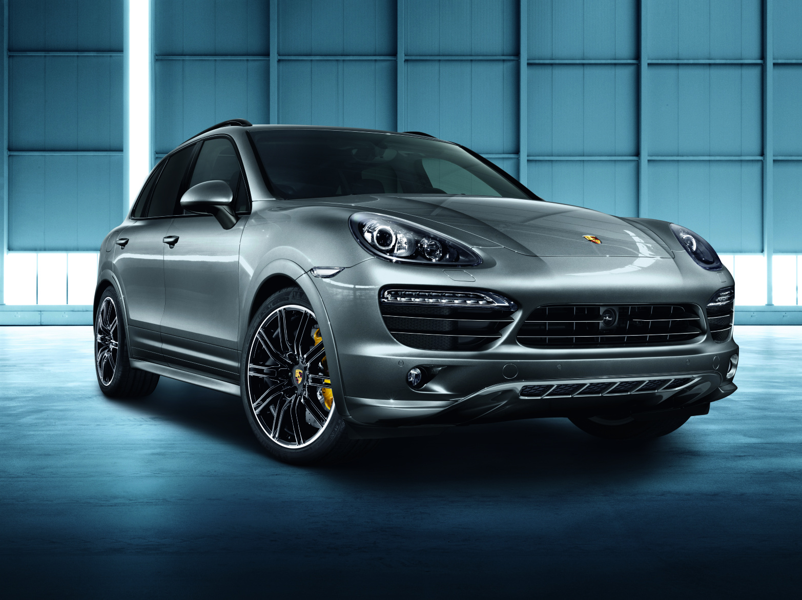 Porsche cung cấp gói phụ kiện Cayenne với ưu đãi hấp dẫn
