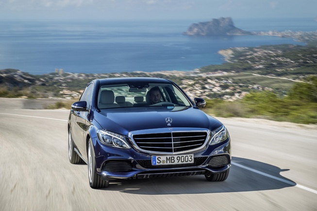 Chi tiết Mercedes C-Class 2015