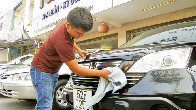 Thị trường ôtô: thưa bóng người mua