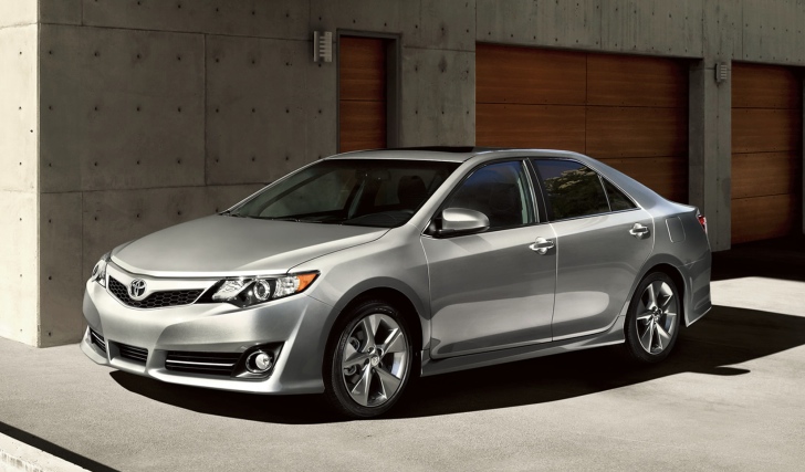 Cứ 60 giây lại có 1 chiếc Toyota Camry được bán