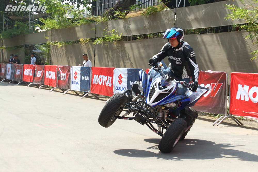10 thí sinh xuất sắc nhất sẽ tham dự vòng chung kết Motul Stunt Fest 2015