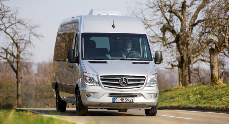 Mercedes kỷ niệm 20 năm Sprinter bằng phiên bản đặc biệt