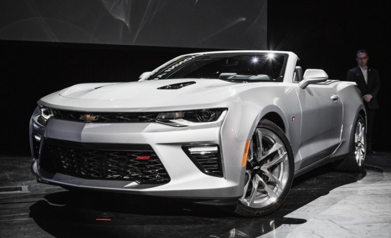 Chevrolet chính thức ra mắt Camaro Convertible 2016
