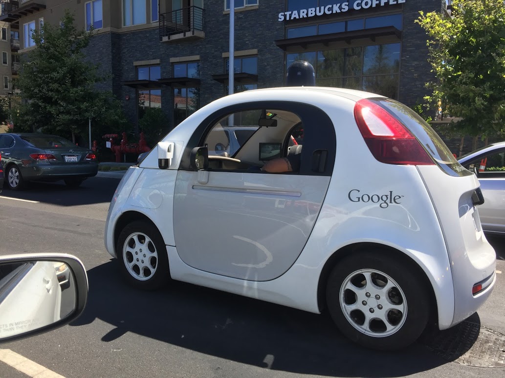 Xe tự hành của Google không cần vô lăng