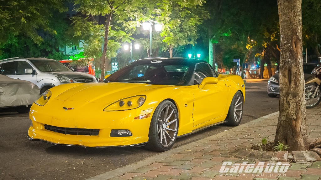 Bắt gặp “hàng hiếm” Chevrolet Corvette C06 trên phố Hà Nội
