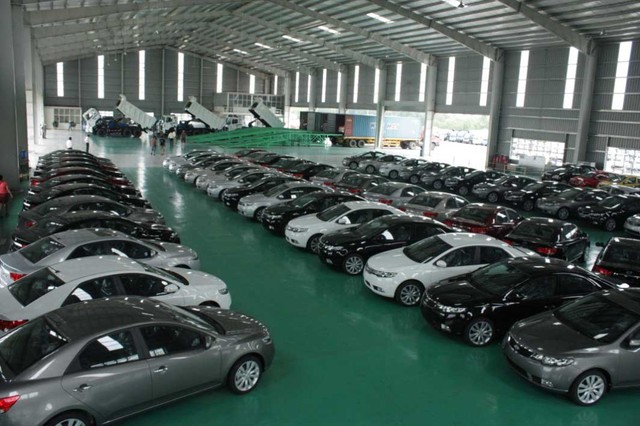 Người Việt sắm 23.165 xe ôtô trong tháng 1/2016