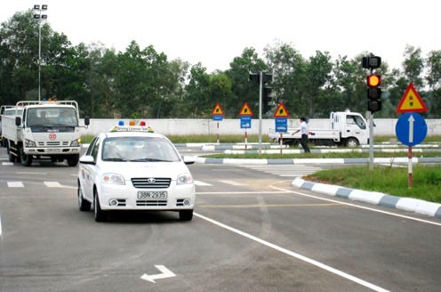 Giấy khám sức khỏe đạt chuẩn mới được học lái xe