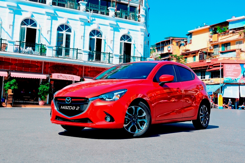Kia Morning và Mazda2 giảm giá bán từ 7 đến 15 triệu đồng