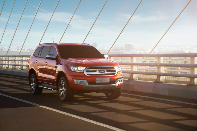 Ford Việt Nam giảm giá bán Everest và Focus