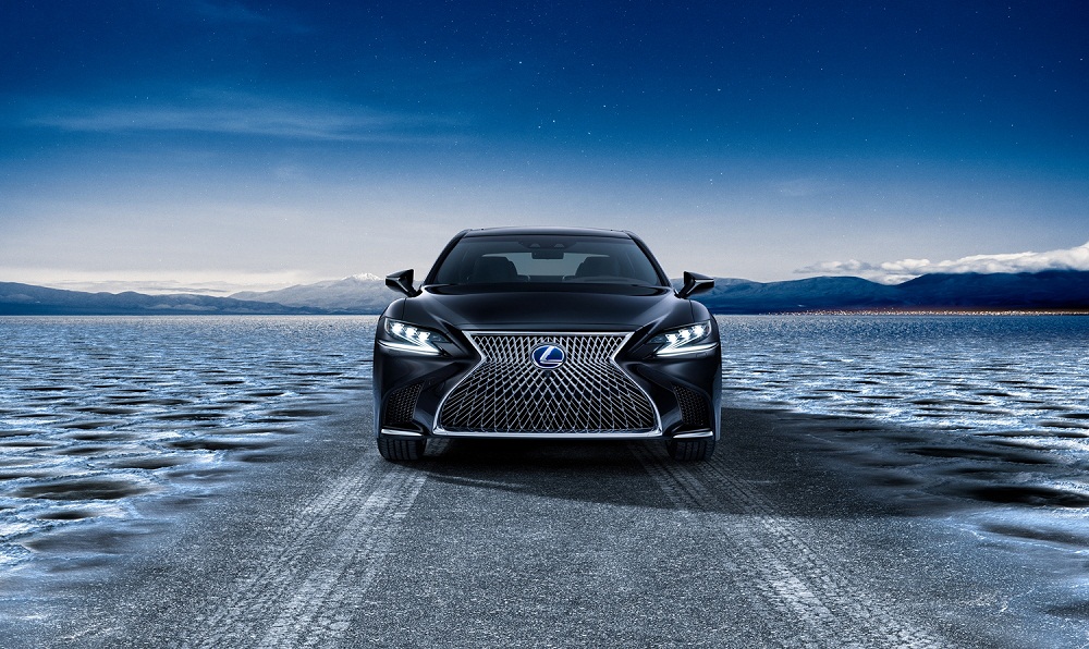 Lexus LS 500h hoàn toàn mới ra mắt công chúng
